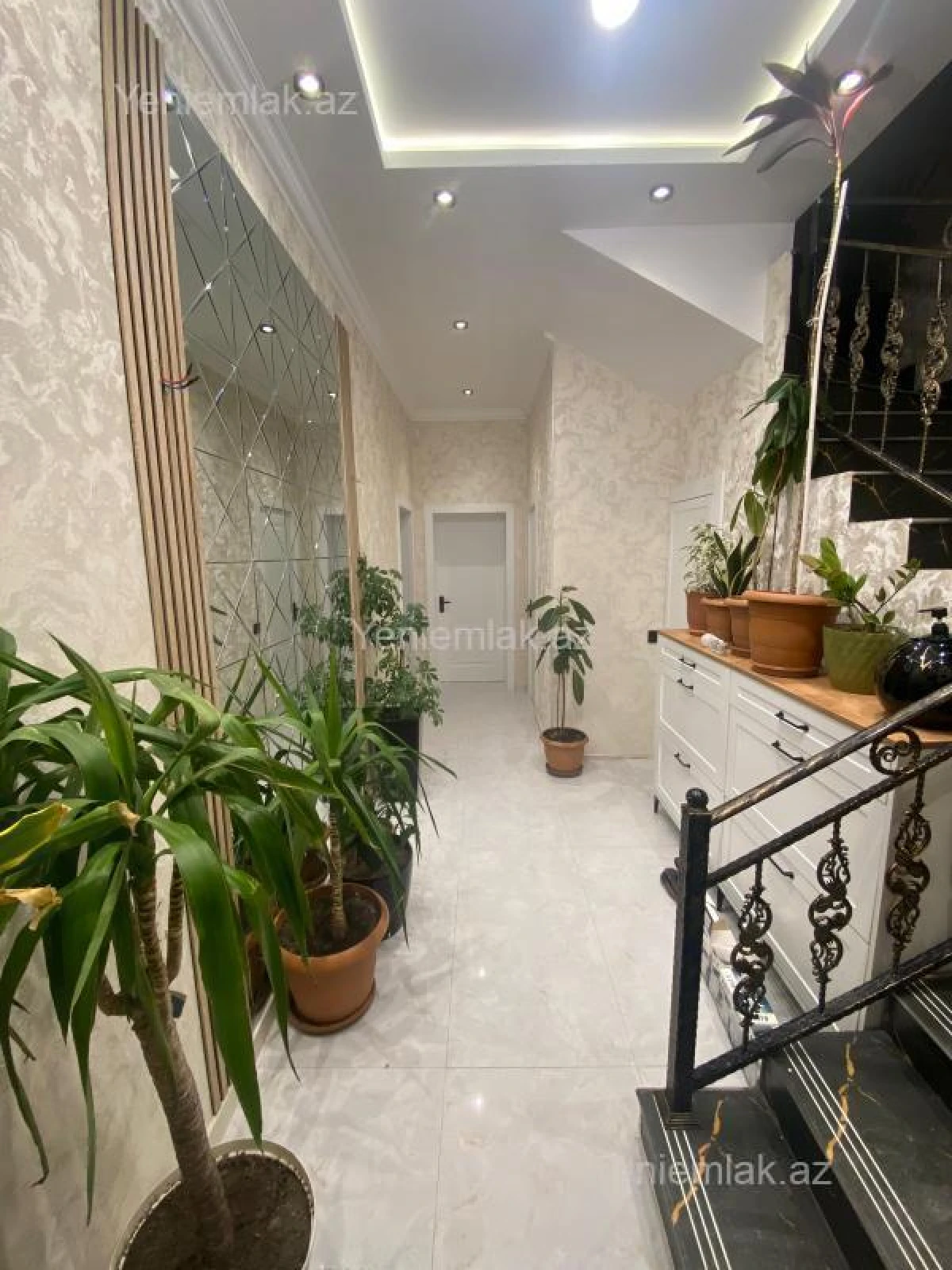 Satılır 4 otaqlı həyət evi 100 m²