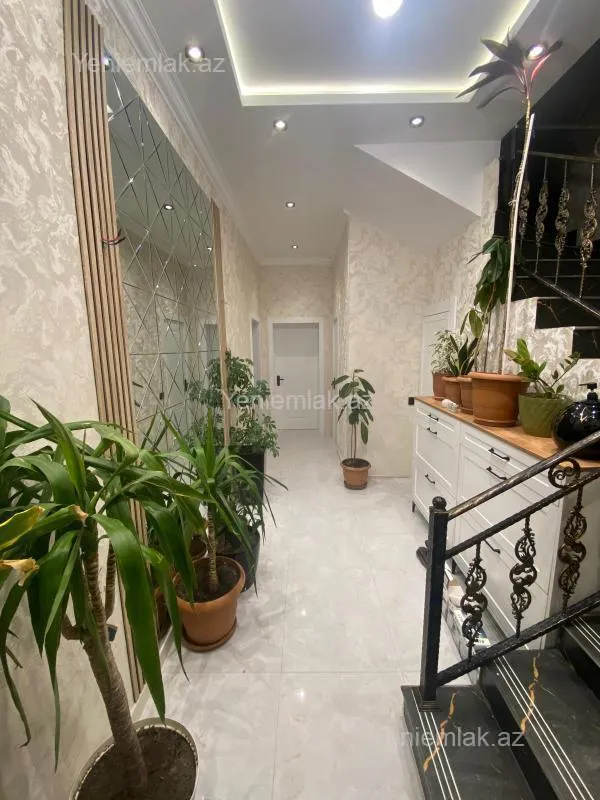 Satılır 4 otaqlı həyət evi 100 m²