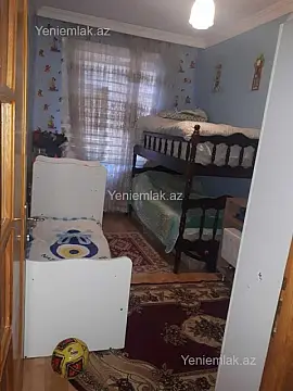 Satılır 3 otaqlı köhnə tikili 70 m²