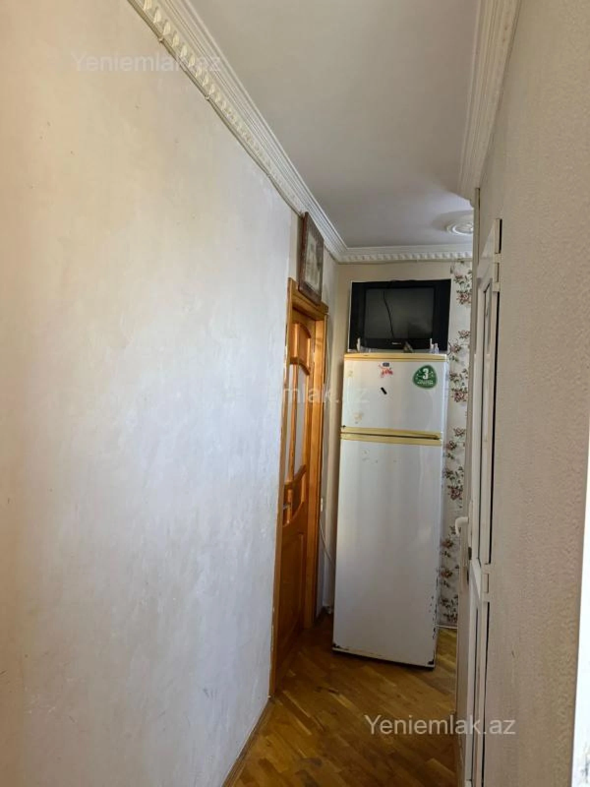 Satılır 2 otaqlı köhnə tikili 55 m²