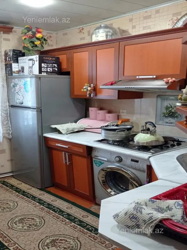 Satılır 3 otaqlı köhnə tikili 67 m²