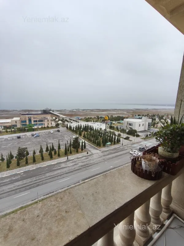 Satılır 3 otaqlı yeni tikili 120 m²