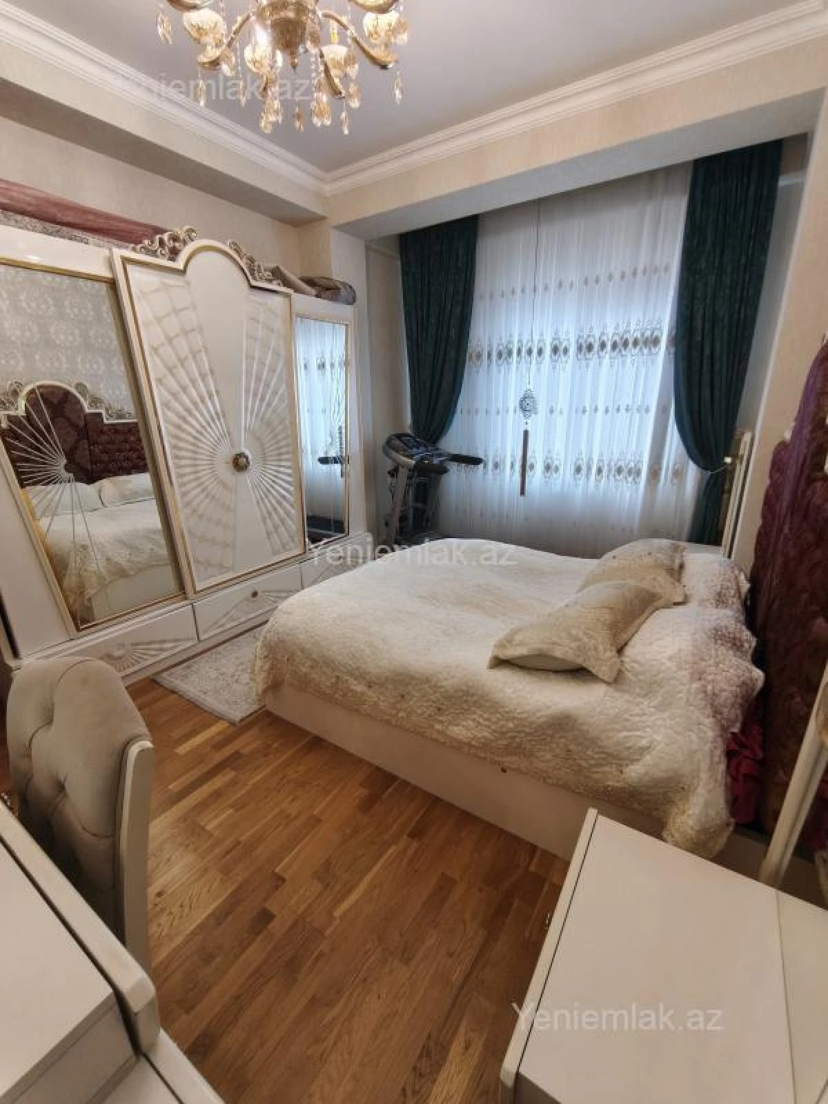 Satılır 3 otaqlı yeni tikili 120 m²