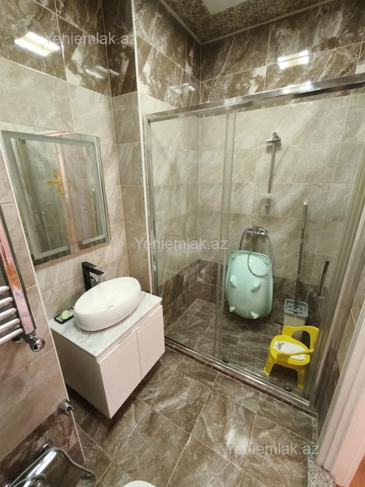 Satılır 3 otaqlı yeni tikili 120 m²