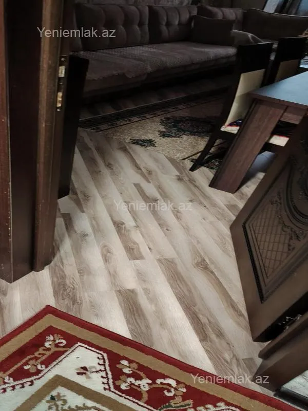 Satılır 2 otaqlı köhnə tikili 58 m²