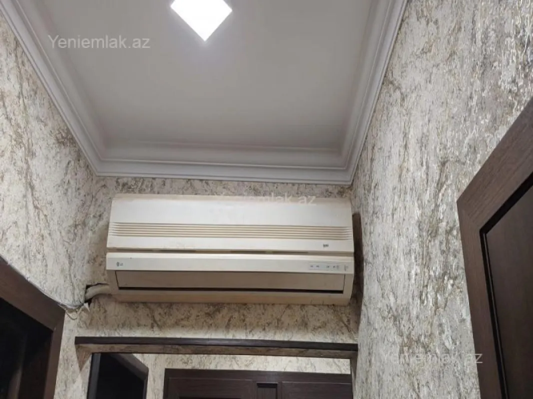 Satılır 2 otaqlı köhnə tikili 58 m²