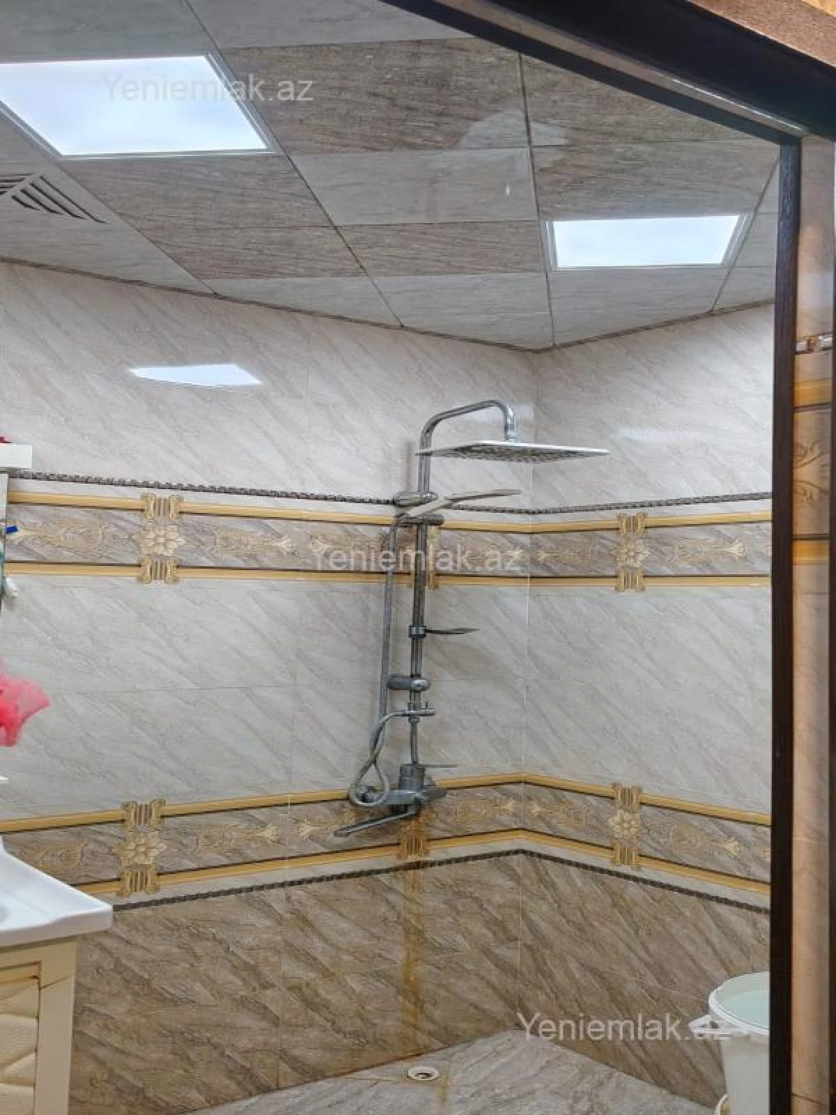 Satılır 2 otaqlı köhnə tikili 58 m²