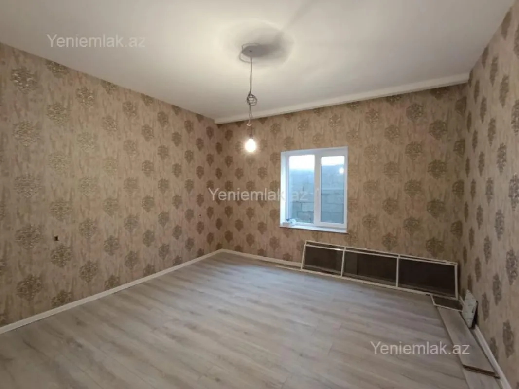 Satılır 3 otaqlı həyət evi 100 m²
