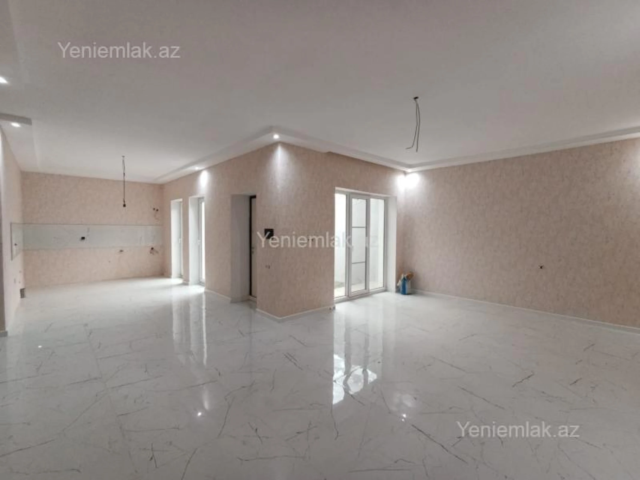 Satılır 3 otaqlı həyət evi 100 m²