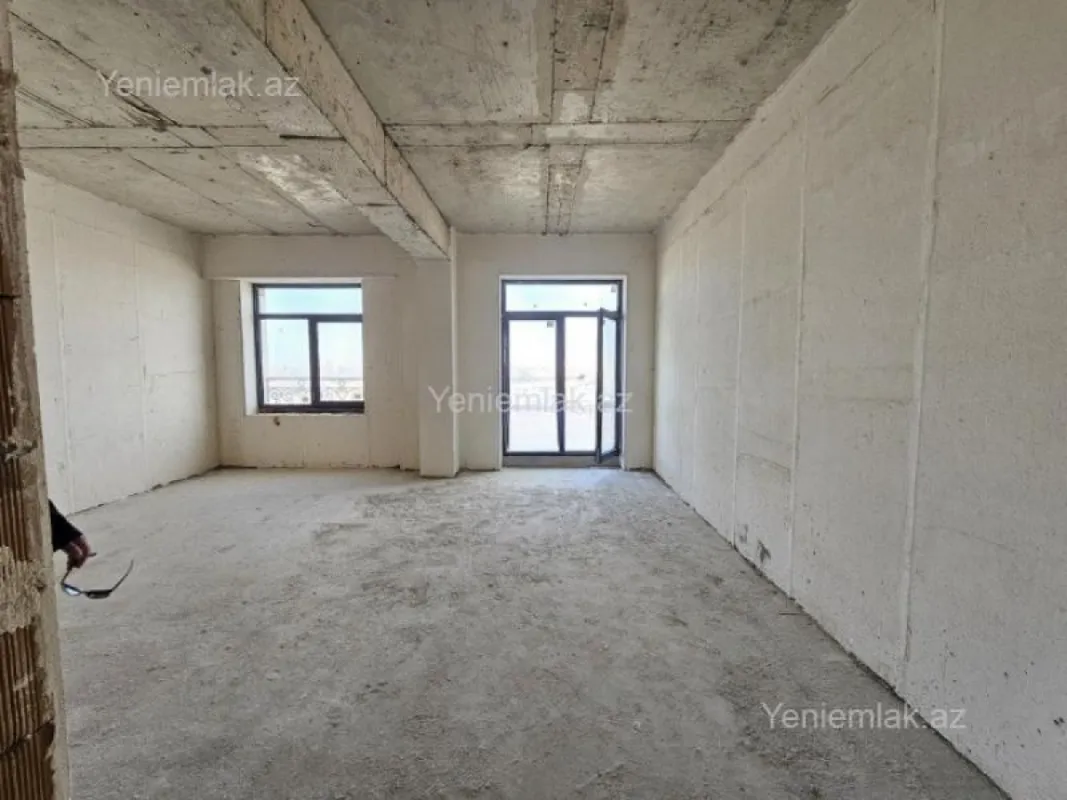 Satılır 3 otaqlı yeni tikili 150 m²