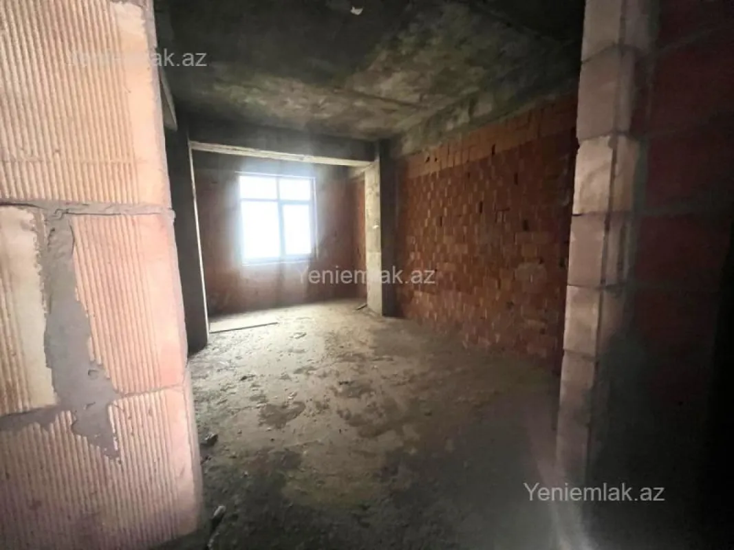 Satılır 3 otaqlı yeni tikili 190 m²