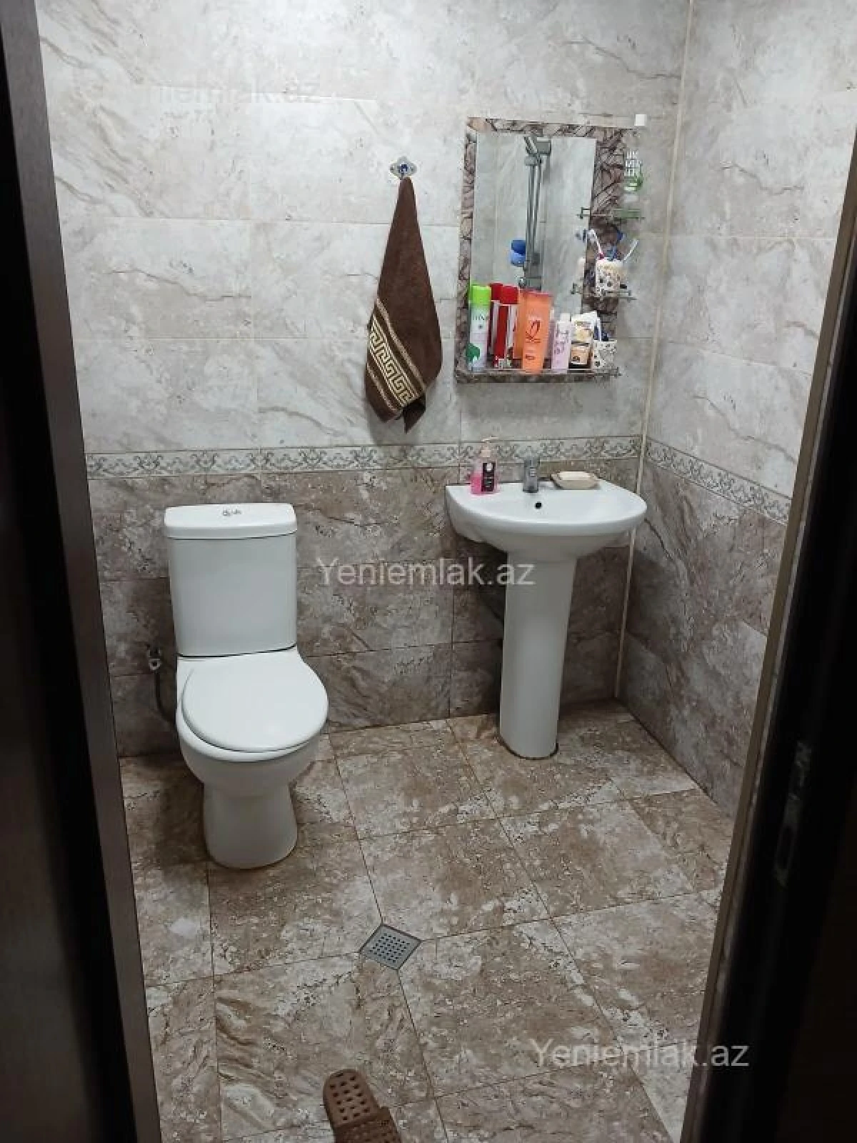 Satılır 2 otaqlı yeni tikili 72 m²