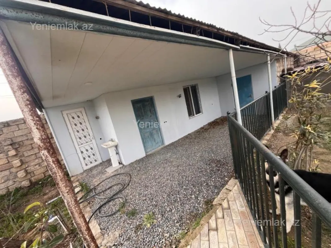 Satılır 5 otaqlı həyət evi 120 m²