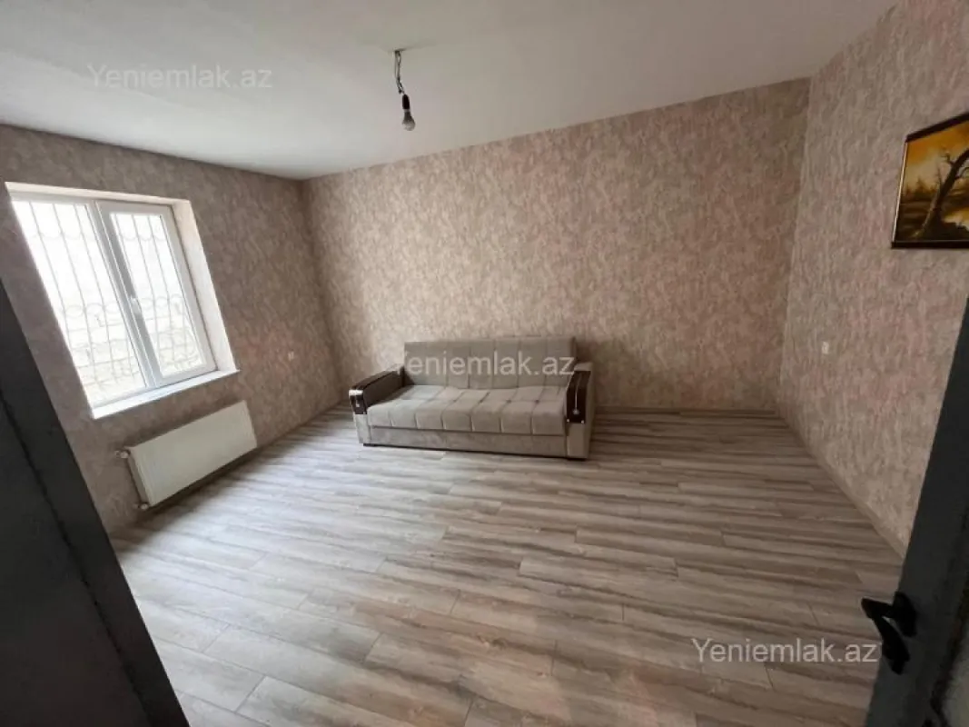 Satılır 5 otaqlı həyət evi 120 m²