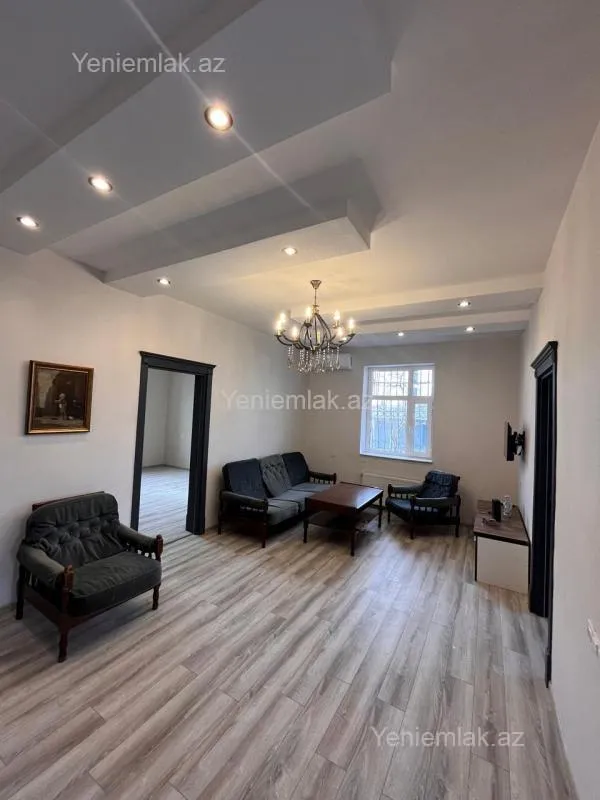 Satılır 5 otaqlı həyət evi 120 m²