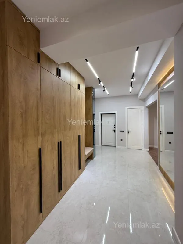 Satılır 3 otaqlı yeni tikili 118 m²