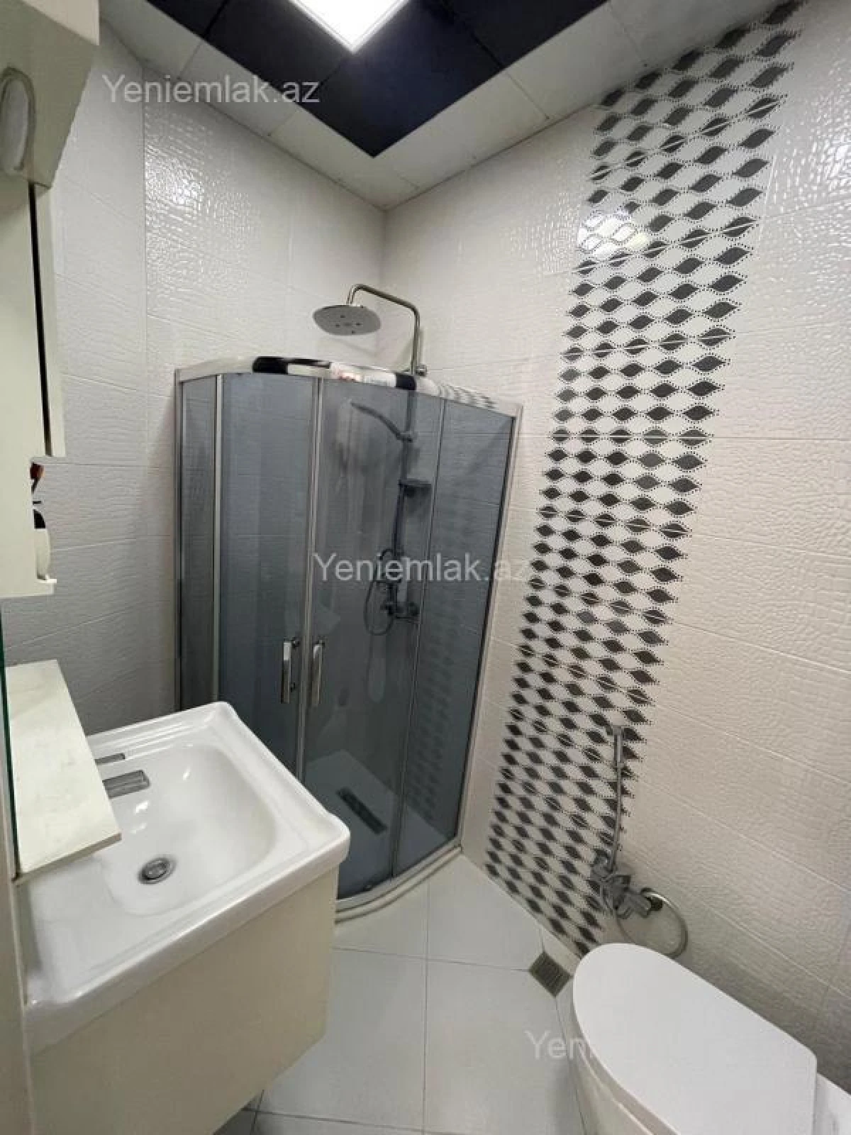 Satılır 3 otaqlı yeni tikili 75 m²