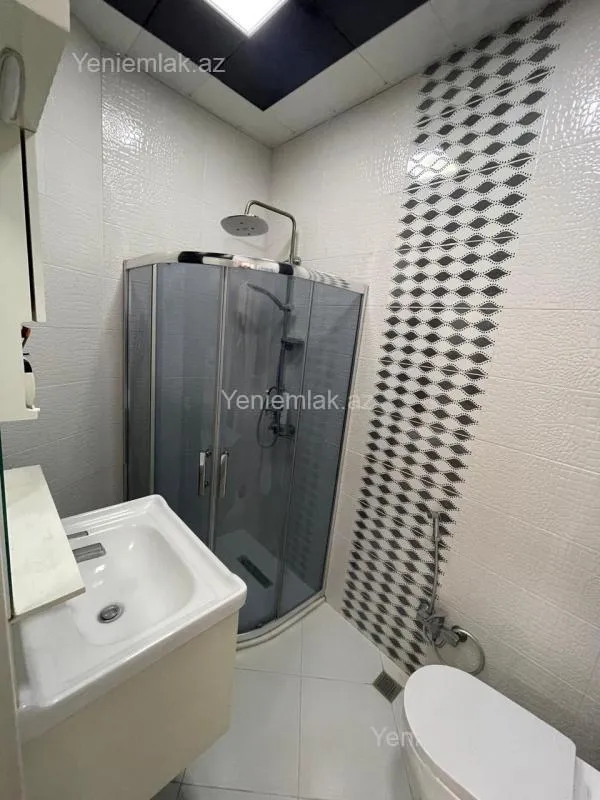 Satılır 3 otaqlı yeni tikili 75 m²