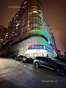 Satılır 3 otaqlı yeni tikili 75 m²