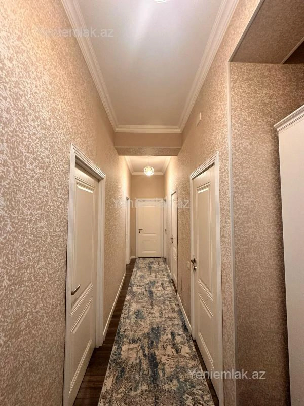 Satılır 3 otaqlı yeni tikili 93 m²