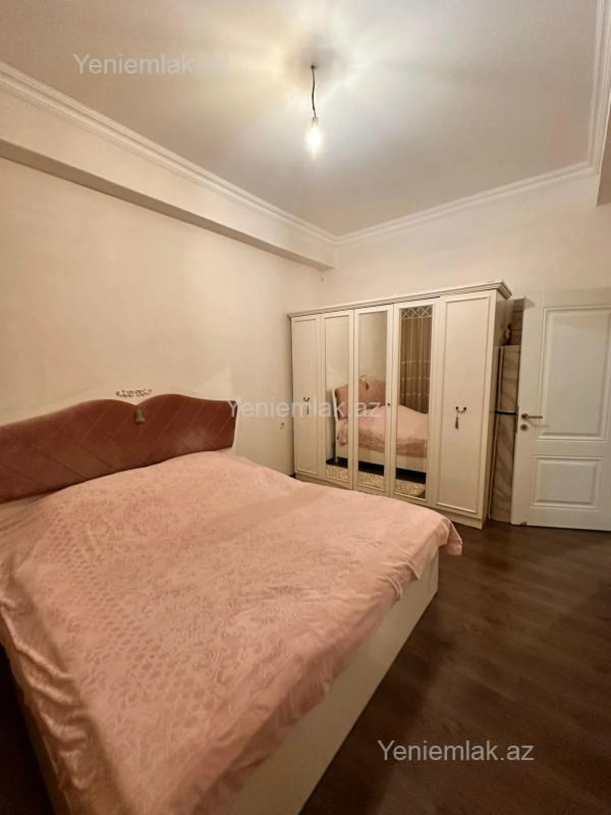 Satılır 3 otaqlı yeni tikili 93 m²