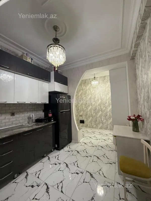 Satılır 2 otaqlı yeni tikili 78 m²