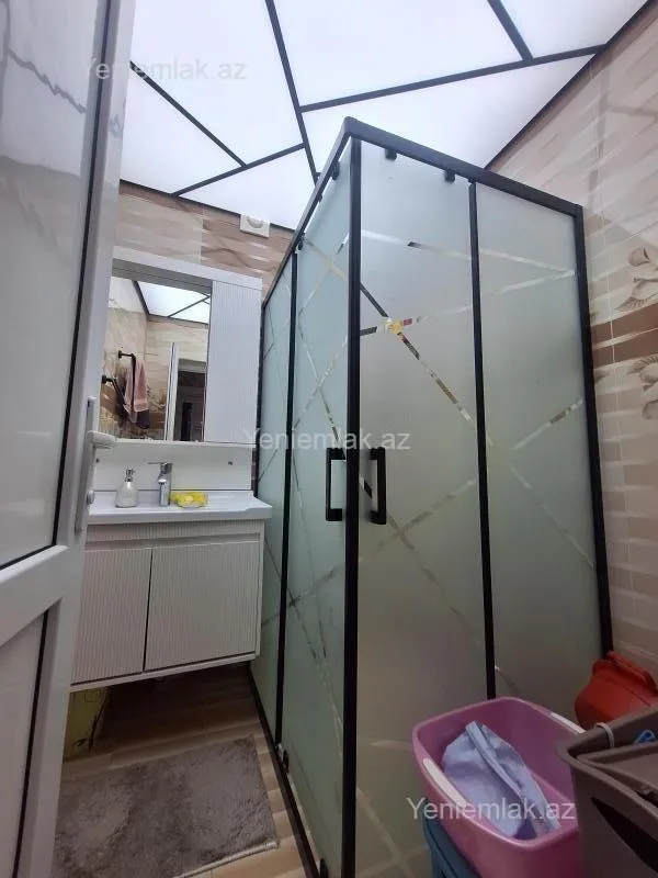 Satılır 4 otaqlı köhnə tikili 85 m²