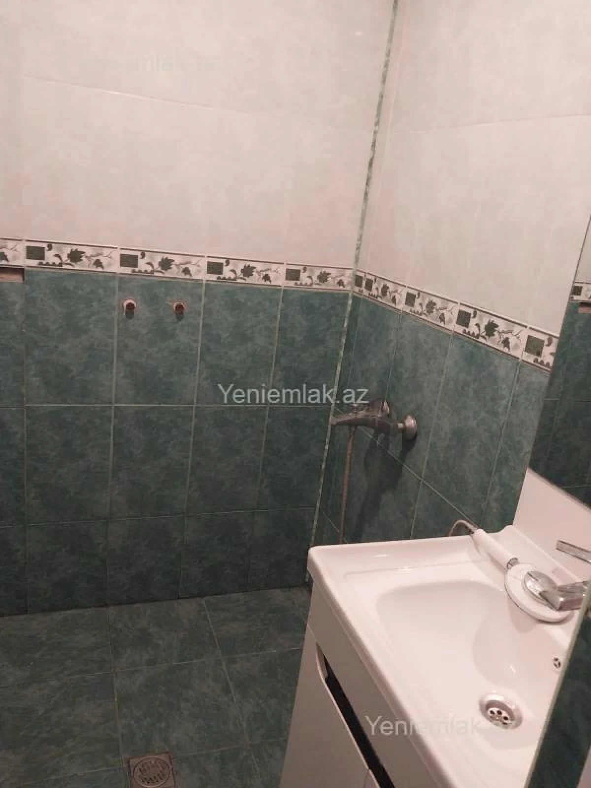 Satılır 1 otaqlı yeni tikili 60 m²