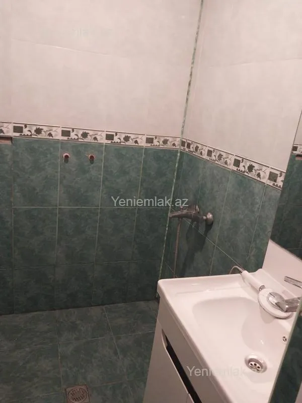Satılır 1 otaqlı yeni tikili 60 m²