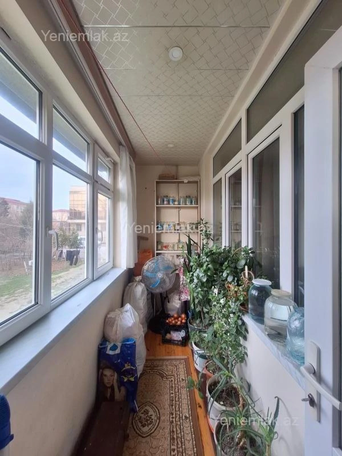 Satılır 3 otaqlı köhnə tikili 75 m²