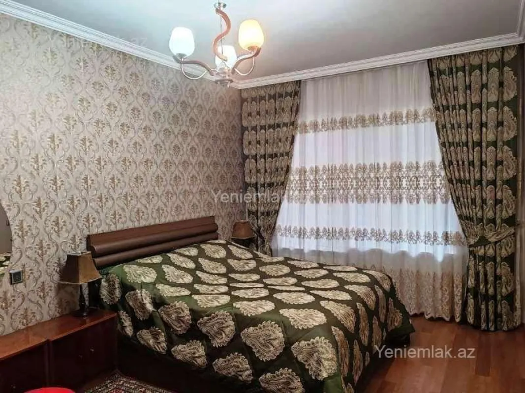 Satılır 3 otaqlı köhnə tikili 75 m²