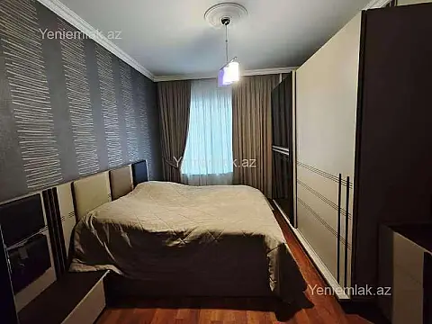 Satılır 3 otaqlı köhnə tikili 75 m²