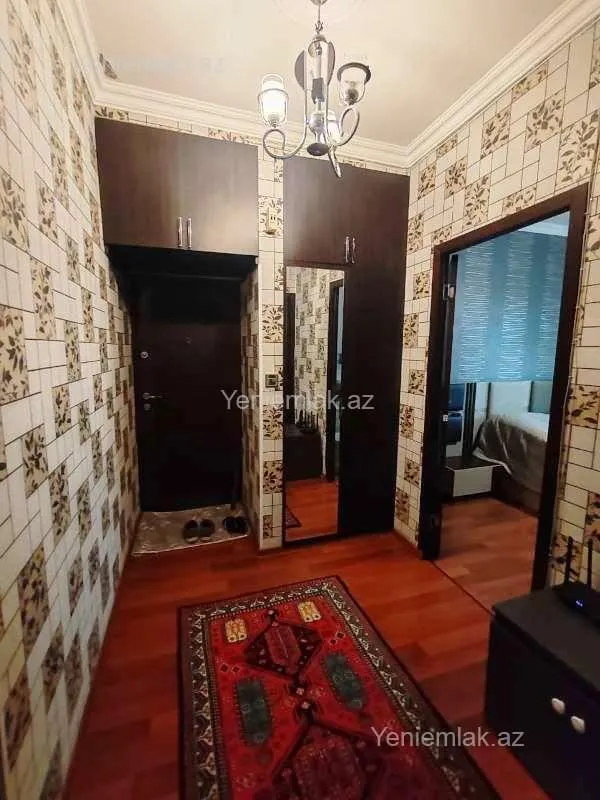 Satılır 3 otaqlı köhnə tikili 75 m²