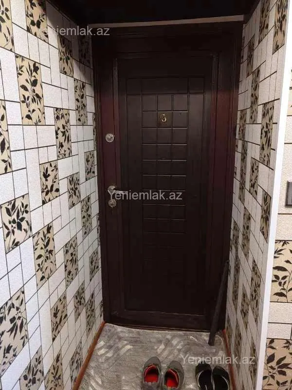 Satılır 3 otaqlı köhnə tikili 75 m²