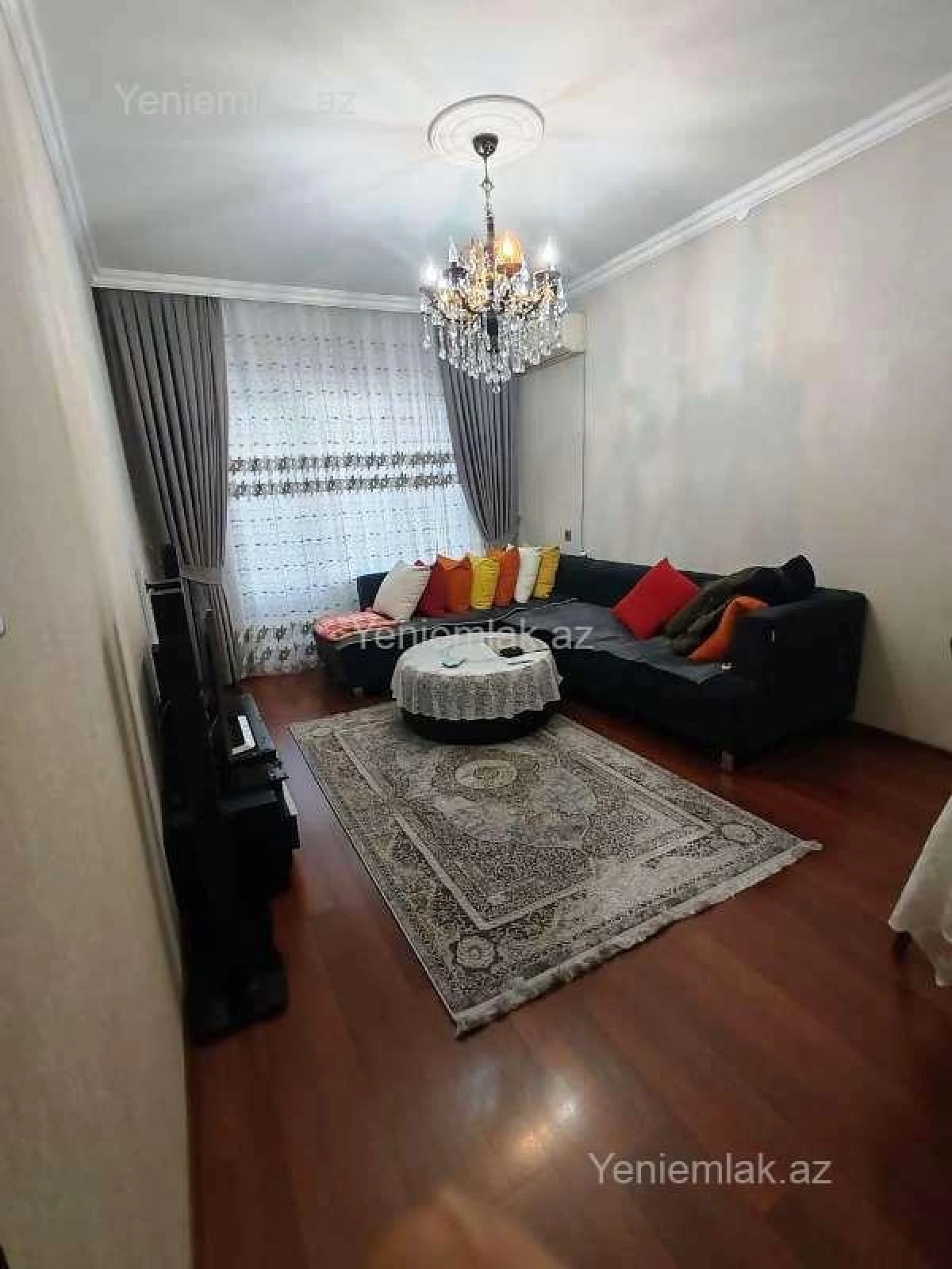 Satılır 3 otaqlı köhnə tikili 75 m²