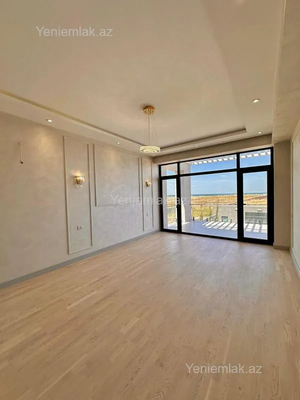 Satılır 7 otaqlı həyət evi 500 m²
