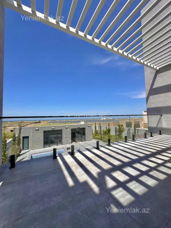 Satılır 7 otaqlı həyət evi 500 m²