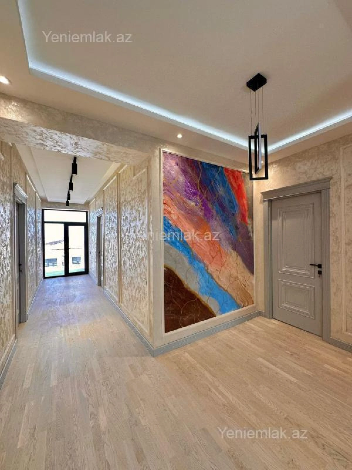 Satılır 7 otaqlı həyət evi 500 m²