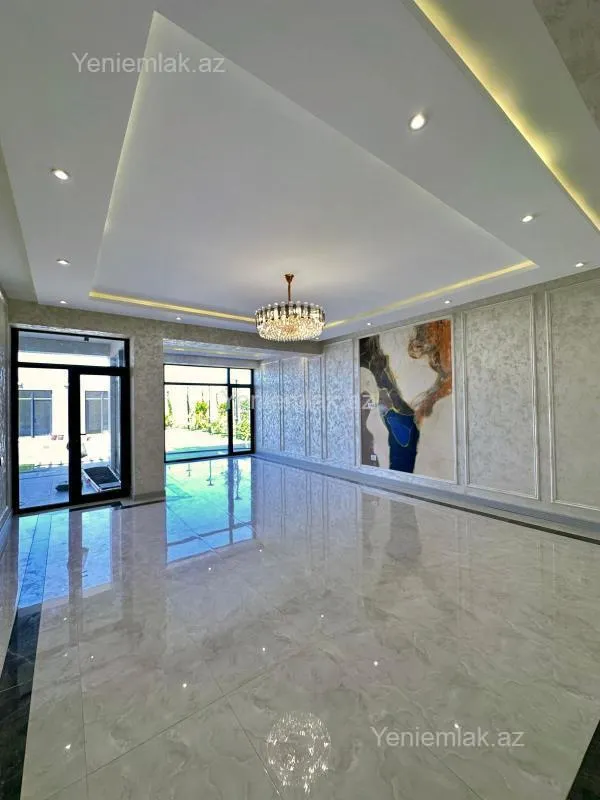 Satılır 7 otaqlı həyət evi 500 m²