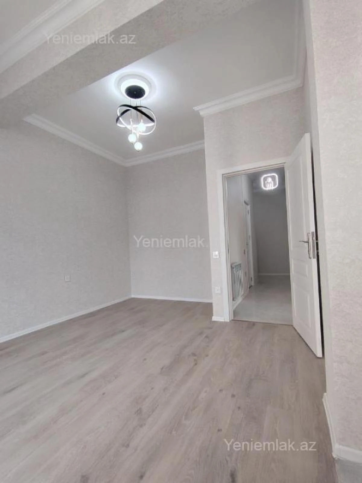 Satılır 3 otaqlı yeni tikili 99 m²