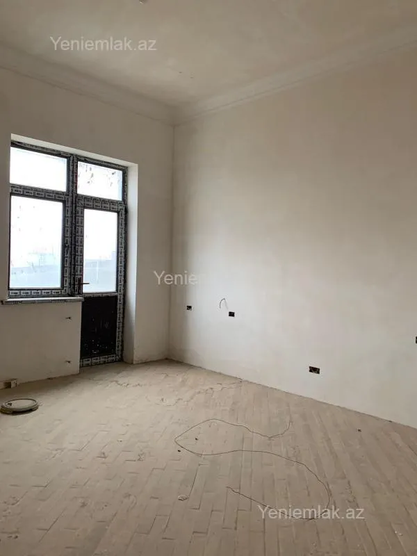 Satılır 7 otaqlı həyət evi 508 m²