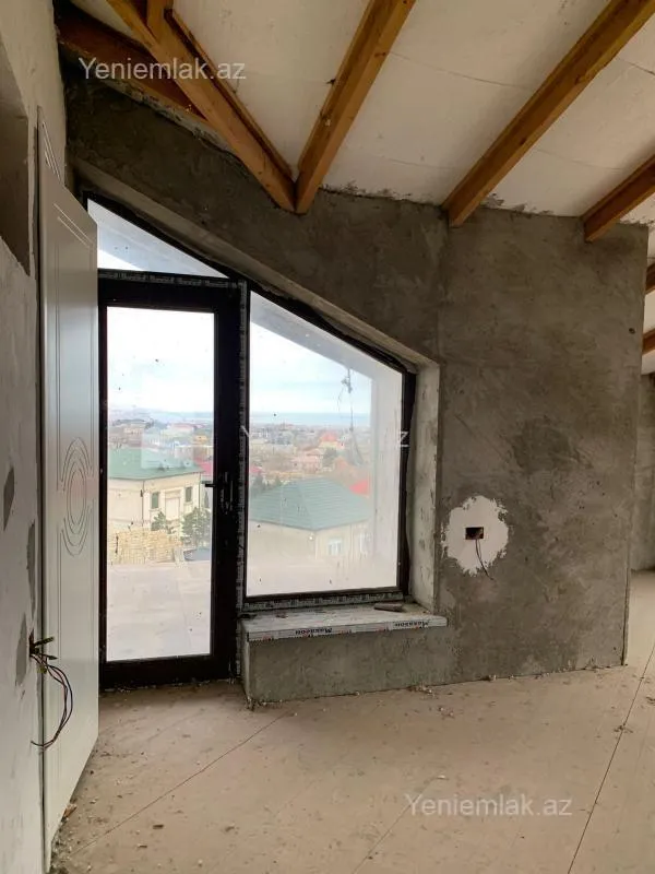 Satılır 7 otaqlı həyət evi 508 m²