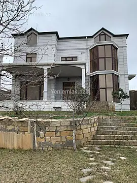 Satılır 7 otaqlı həyət evi 508 m²