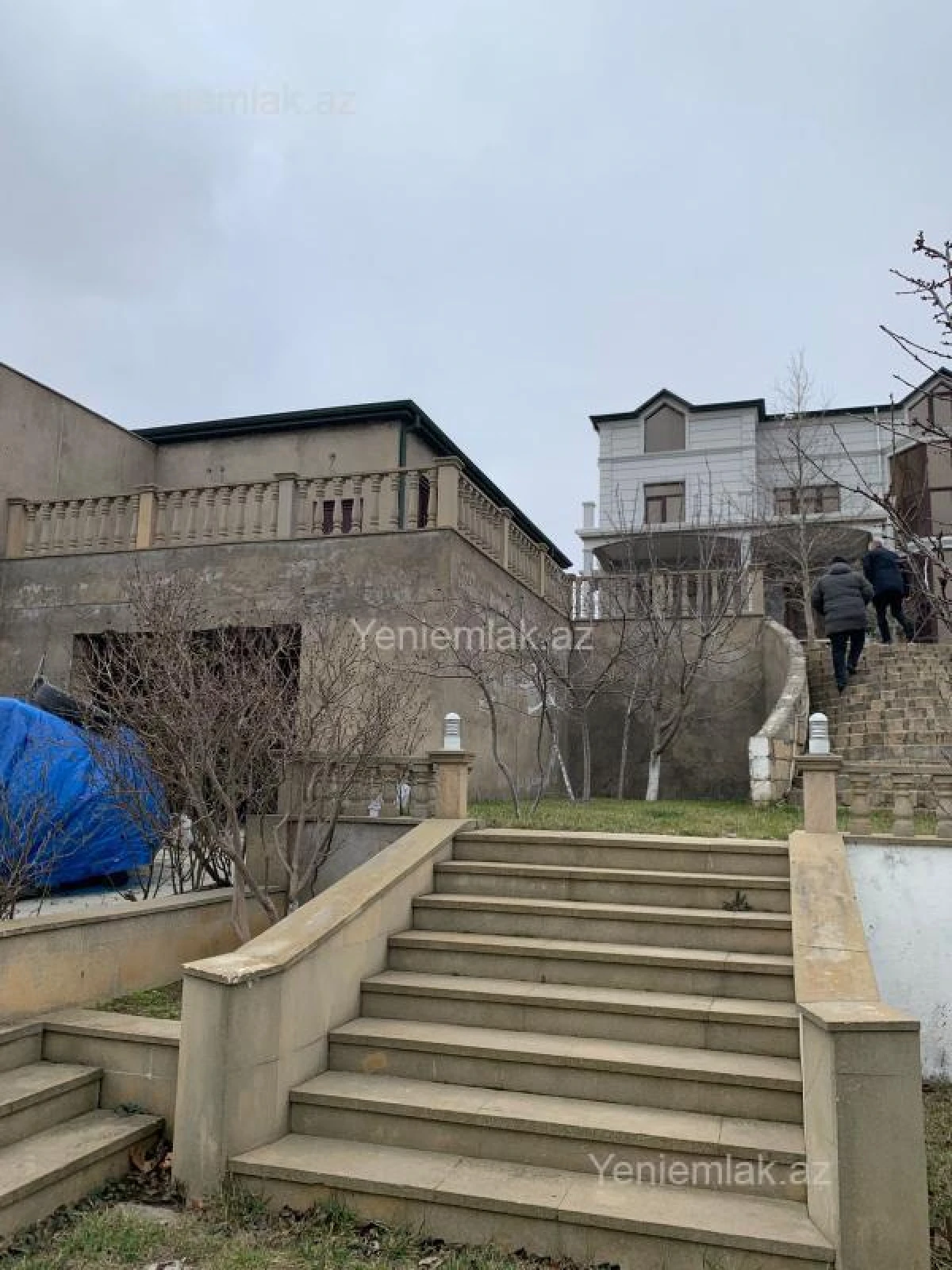 Satılır 7 otaqlı həyət evi 508 m²