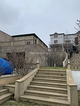Satılır 7 otaqlı həyət evi 508 m²