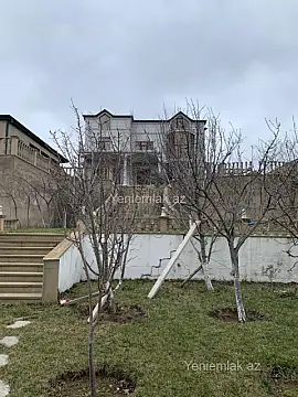 Satılır 7 otaqlı həyət evi 508 m²