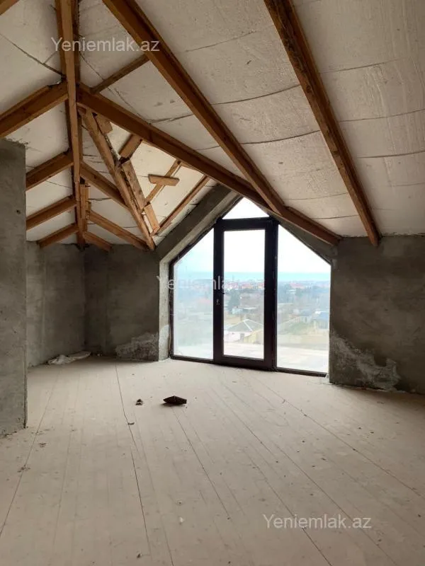 Satılır 7 otaqlı həyət evi 508 m²