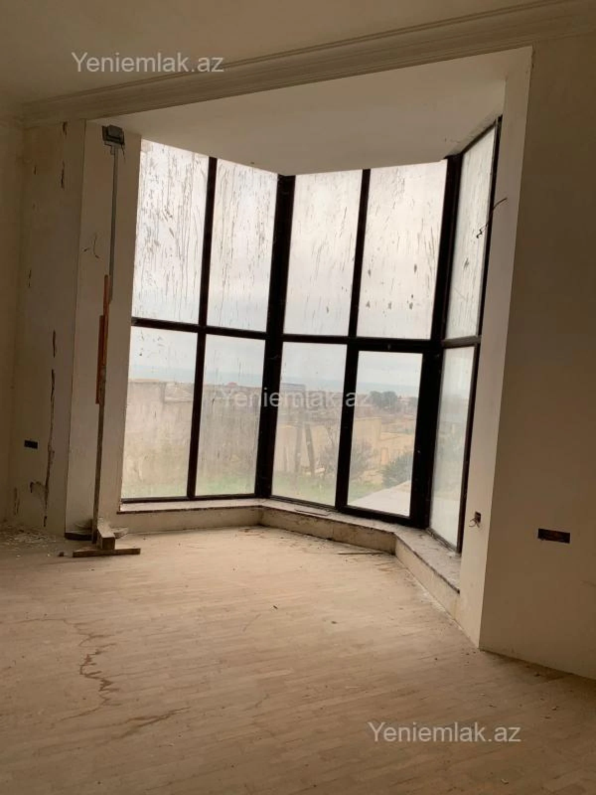 Satılır 7 otaqlı həyət evi 508 m²