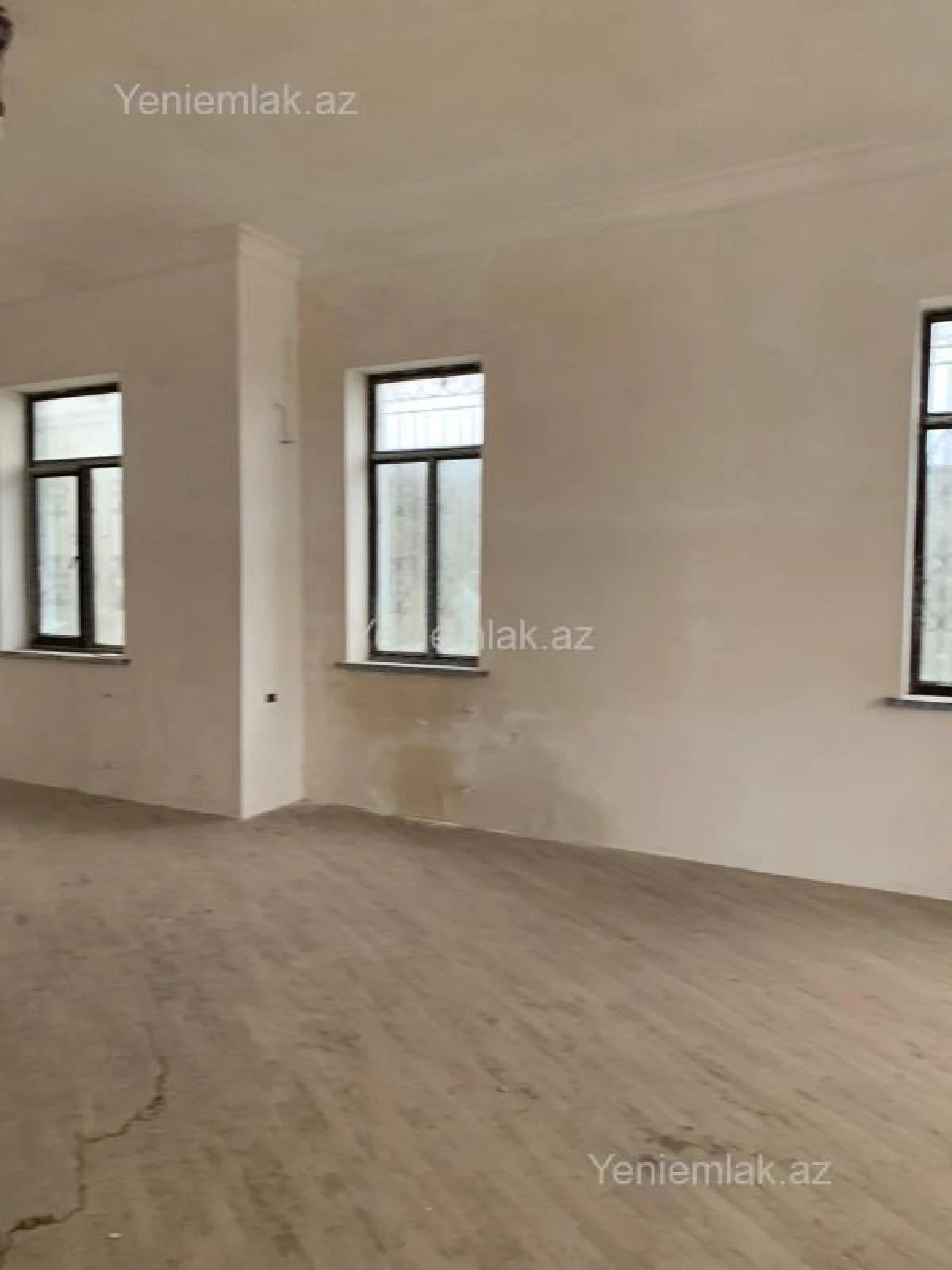 Satılır 7 otaqlı həyət evi 508 m²