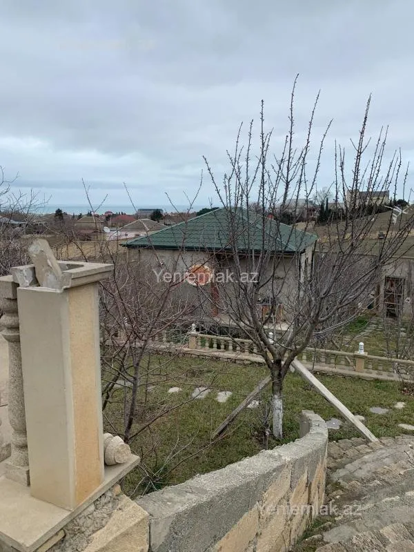 Satılır 7 otaqlı həyət evi 508 m²